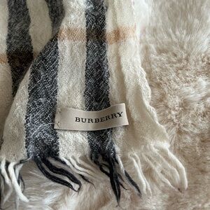 Burberry Black and White Check Merino Wool Cashmere Fringe Scarf
